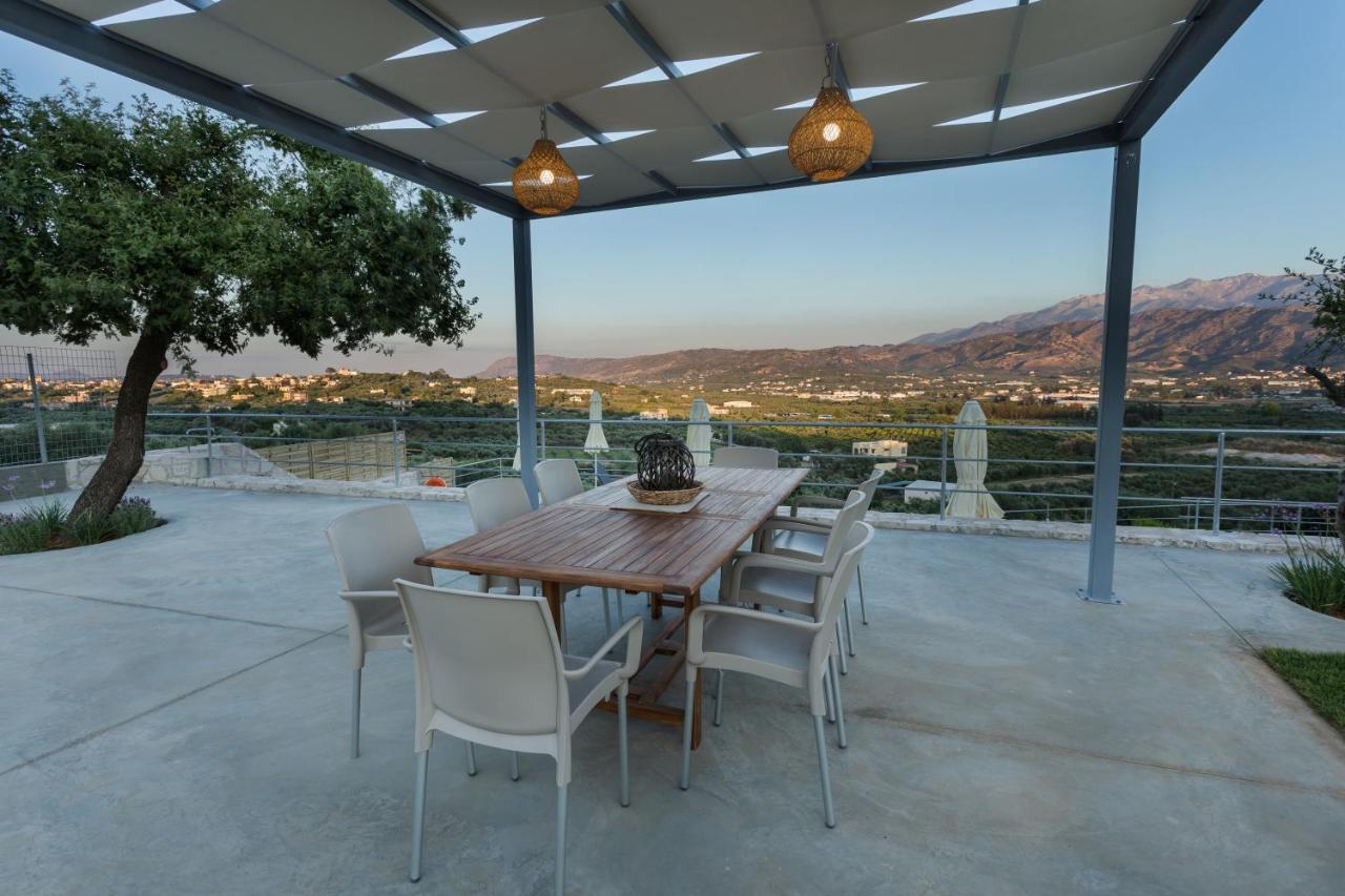 Villa Oasis Galatas  Exterior photo